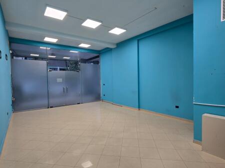 📌Locale Commerciale in Affitto – Di fronte a Delijorgji, Piano 0