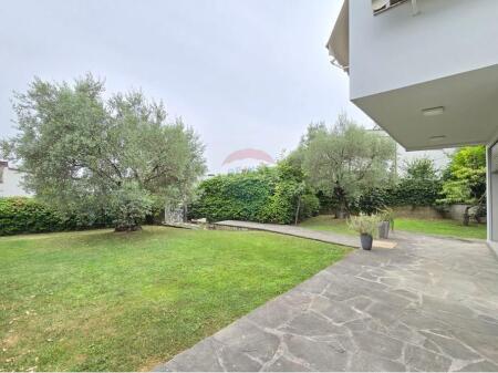 Vile per qira te Long Hill