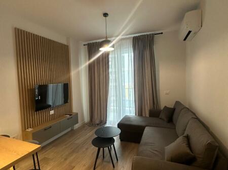 🏡 Appartamento 1+1 in affitto a Univers City   