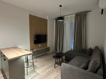 Appartamento 1+1, Univers City!