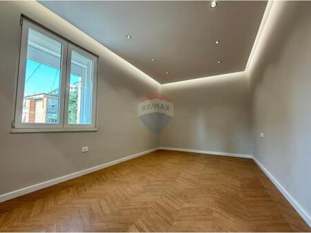 Ne shitje apartament 2+1 Rr.Myslym Shyri!