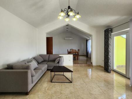 🏙️ Penthouse for Rent – 7th Floor