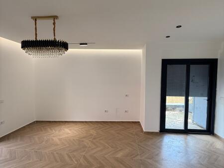 BUSINESS PREMISES FOR RENT IN ASTIR AT OAZIS