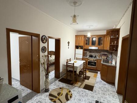 Shtepi private me qera 3+1