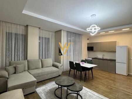 JEPET APARTAMENT 2+1 ME QERA TE ISH SHESHI SHQIPONJA 700 EURO