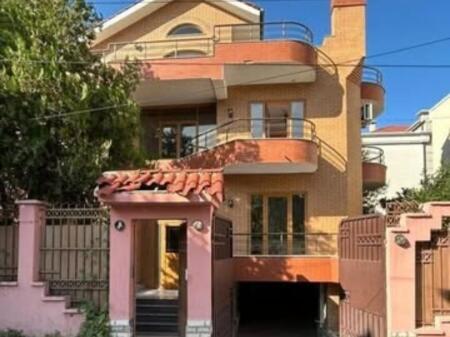 SHITET VILE NE KOMUNEN E PARISIT