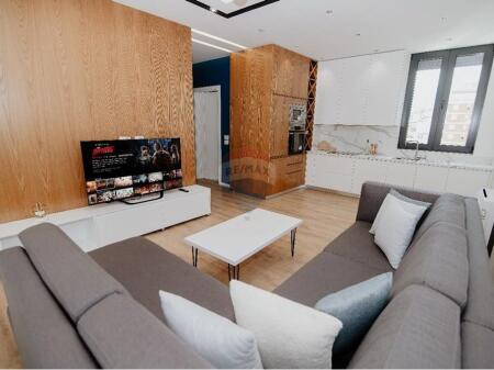 MYSLYM SHYRI, APARTAMENT 2+1 PLUS 2 PER QIRA