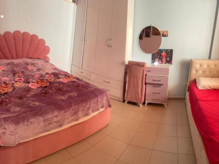 Appartamento 2+1 dietro Casa Italia, pronto per abitare.