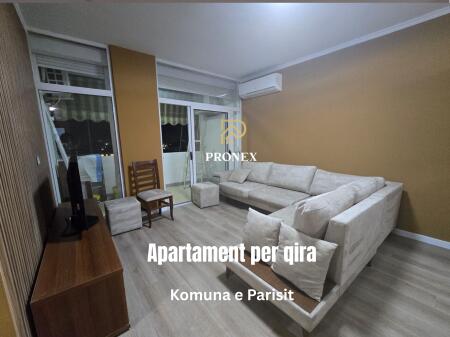 Apartament me qira tek Komuna e Parisit
