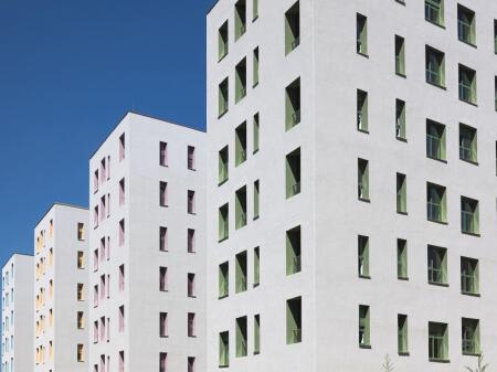 Shitet apartament 2+1 te ali demi, kompleksi Kadiu!