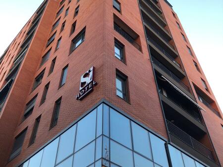 Apartment/Office for Rent