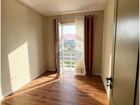 VENDESI, APPARTAMENTO 2+1, PORCELAN