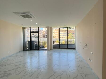 Jepet me qera 60 m2 lake view liqeni 900 eu kat 3