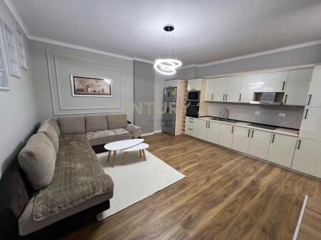 Shesim Super Apartament 2+1 në Rrugën Besim Alla – Misto Mame