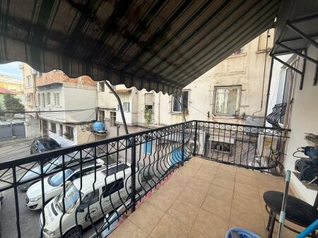 Appartamento in Vendita, IN Via Durazzo