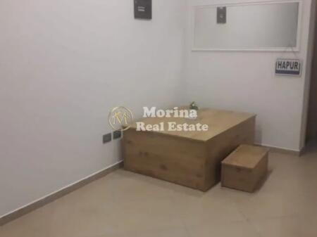 Qera, Ambient Biznesi/dyqan, Komisariati nr 4, 350 Euro/Muaj