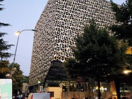 Apartament 2+1 ne shitje ne Bllok Rruga Pjeter Bogdani ne Tirane (ID41212064)