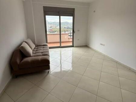 Shitet Apartament 1+1 Prane Casa Italias