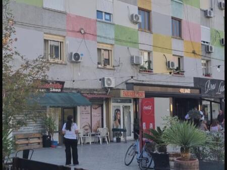 Shitet apartament 2+1 në Elbasan