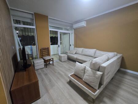 APARTAMENT ME QIRA 2+1 TE KOMUNA PARISIT PRANE KIKA