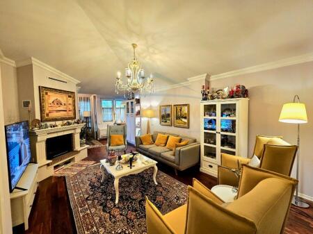 SHITET APARTAMENT 2+1+POST PARKIMI , LIQENI I THATE