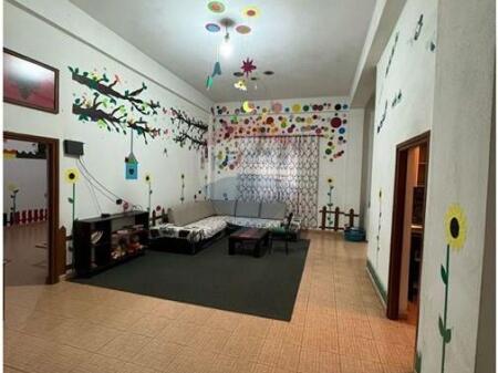 Jepet me qira ambient biznesi, Kamez !