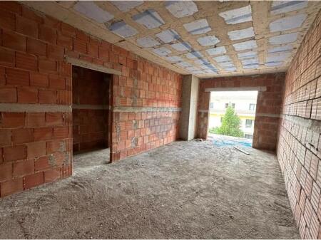 APPARTAMENTO 1+1 IN VENDITA PRESSO IL CAMPO DI AVIAZIONE 1