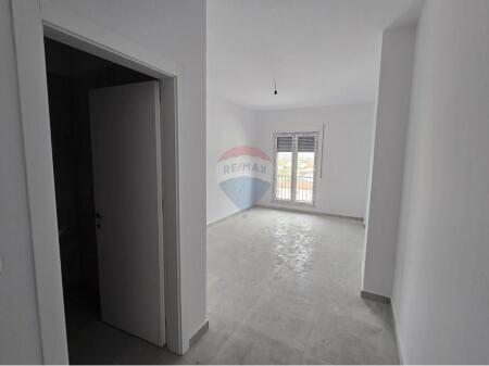 Apartament ne shitje 2+1+2 ne Kamez !