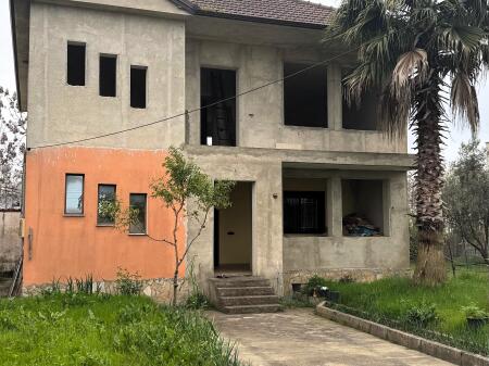 Casa privata in vendita a Kamëz – Costruzione di qualità, documentazione regolare!