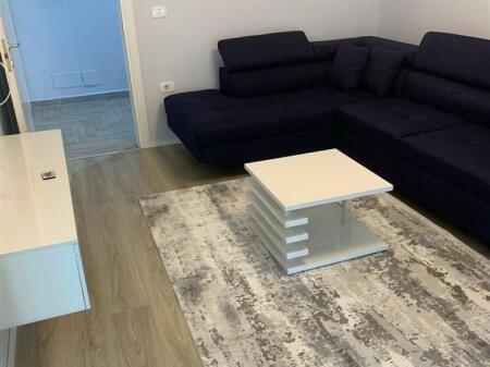 APARTAMENT ME QERA 2+1 21 DHJETORI 700 EURO