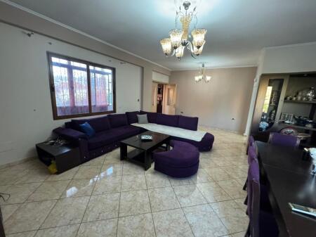 Appartamento 3+1+2 in Vendita  📍 Zona: Astir, vicino al Palazzo con Frecce