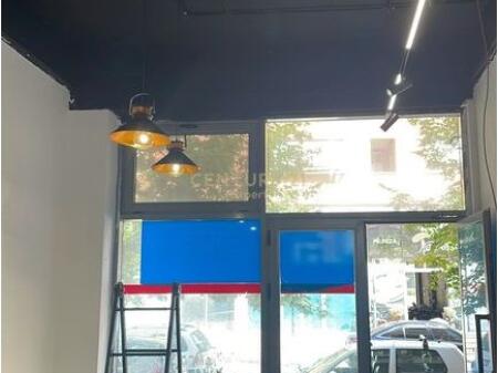 Ambient Biznesi per shitje tek Tower Bridge Residence ! 140,000 €