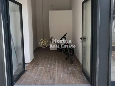 Rent, Business Premises, Don Bosko ,400 Euro/Month