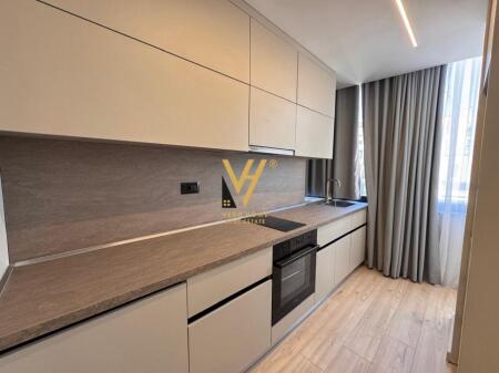 APPARTAMENTO IN AFFITTO DIVISO IN 3 MONOLOCALI IN CENTRO 190.000 LEKE