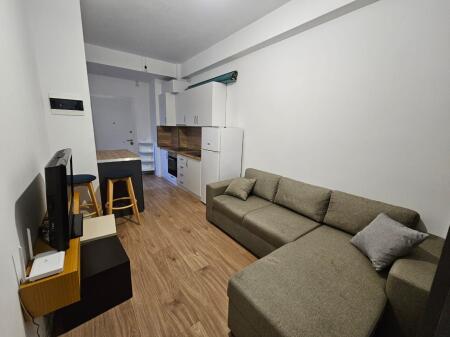 Studio per qera ne Ali Dem, kompleksi Mangalem!