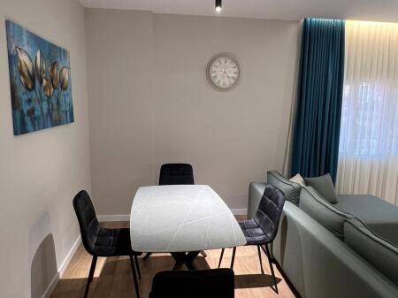 Super apartament me qira tek Lake Land Residence,