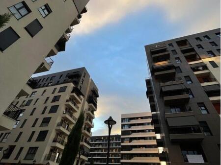 SHITEN 2 POSTE PARKIMI TE TRIO TOWERS NE DON BOSKO! 60,000 €