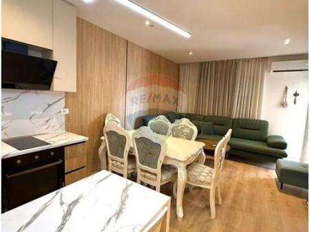 Appartamento 1+1 in vendita, vicino a Shkembi i Kavajes !