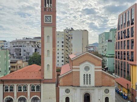 Dublex për shitje Buzë Rrugës se Kavajës