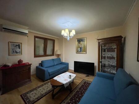 Apartament me Qira 2+1+2 Ballkone tek Selvia