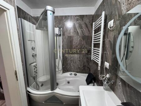 JAPIM ME QIRA APARTAMENT 2+1+BALLKON