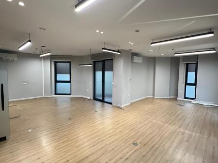 Ambient luksoz per zyre me qera, Qender.