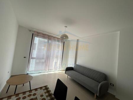 Qera,1+1 Apartament,Liqeni i Thate