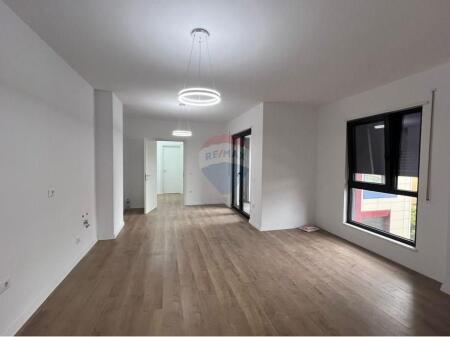 Zyre per qira te Komuna e Parisit !