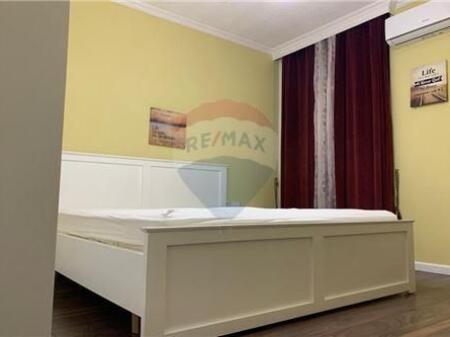 Apartament me qira tek kompleksi panorama