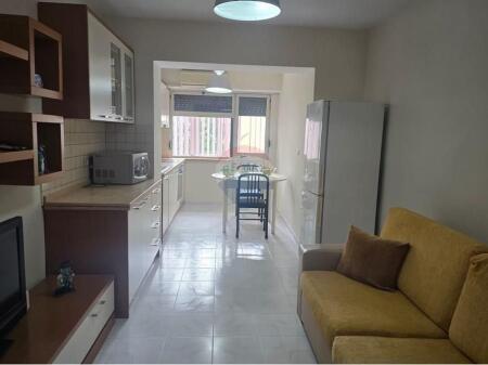 Jepet me Qira Apartament 3+1 te Shkolla e Baletit