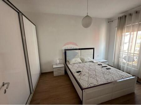 Apartment 2+1 for rent on Durres Street!