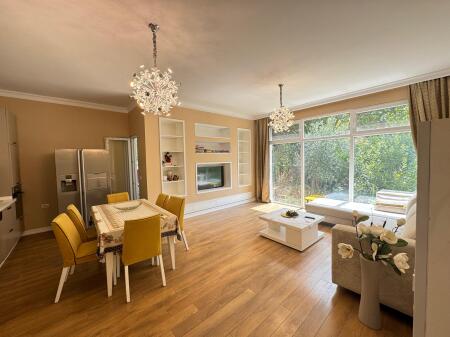 Qira, Apartament modern 2+1 + Garazh te Liqeni i thate