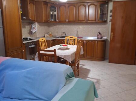 Jepet me qera apartament 1+1 Brryl