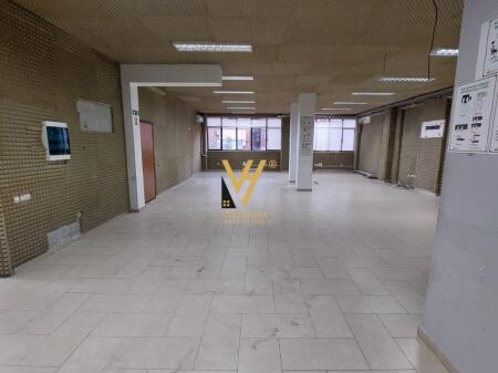 JEPET ZYRE 350 M2 ME QERA TE RRUGA PJETER BUDI 3.000 EURO